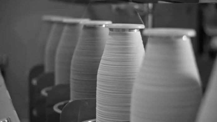 Selenis and Kintra Fibers Partner to Scale Bio-Based Textile Resin