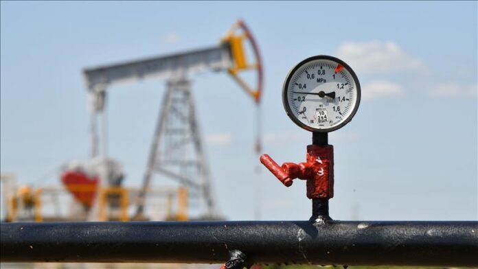 Oil Prices Extend Losses as US-Iran Peace Talk Hopes Grow